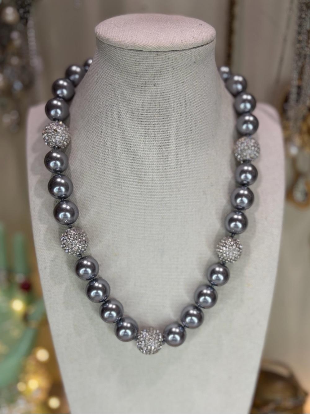 Vintage Kenneth Lane Glass Pearl Rhinestone Necklace Signed Jewelry - Picture 1 of 4